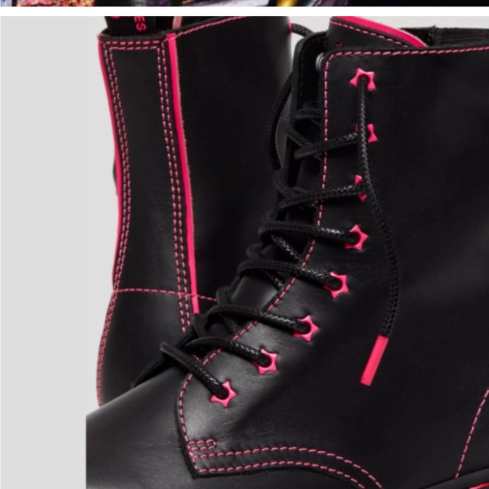 RARE Doc Marten Jadon II Star Platform Boot with Zip
